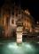 Brunnen in Coburg bei Nacht ein gesterntes Foto von blackymail