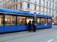 Beschau durch die Polizei nach Schußabgabe auf Münchner Tram