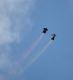 Foto von , Kategorie Kunstflug Zwei Springer des Skydive Teams mit Wingsuits